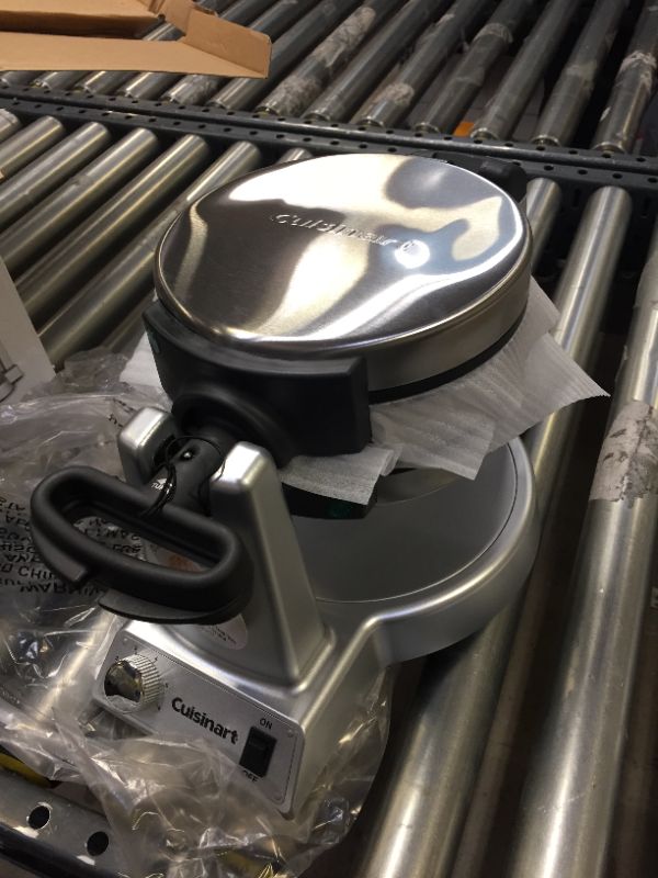 Photo 1 of Cuisinart Waf-F20 Double Round Belgian Waffle Maker