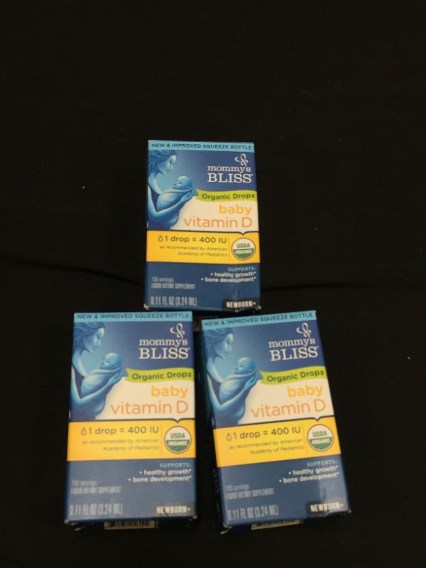 Photo 2 of Mommy's Bliss Organic Drops No Artificial Color, Vitamin D, 0.11 Fl Oz ( 3 pack ) exp- 02/2023