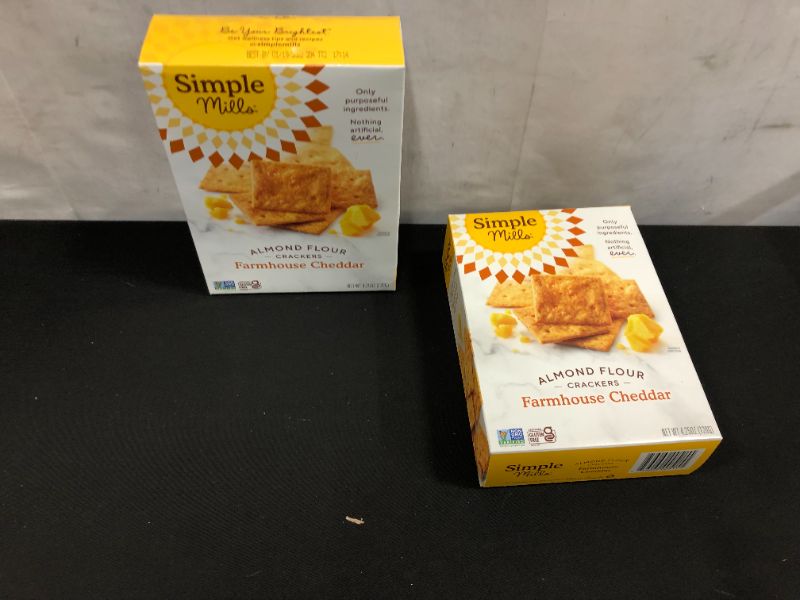 Photo 2 of 2 Pack Simple Mills Almond Flour Crackers, Farmhouse Cheddar, Gluten Free, Flax Seed, Sunflower Seeds, Corn Free, Low-Calorie, Nutrient Dense, 4.25oz, Pack of 1 Exp--01-19-2022
