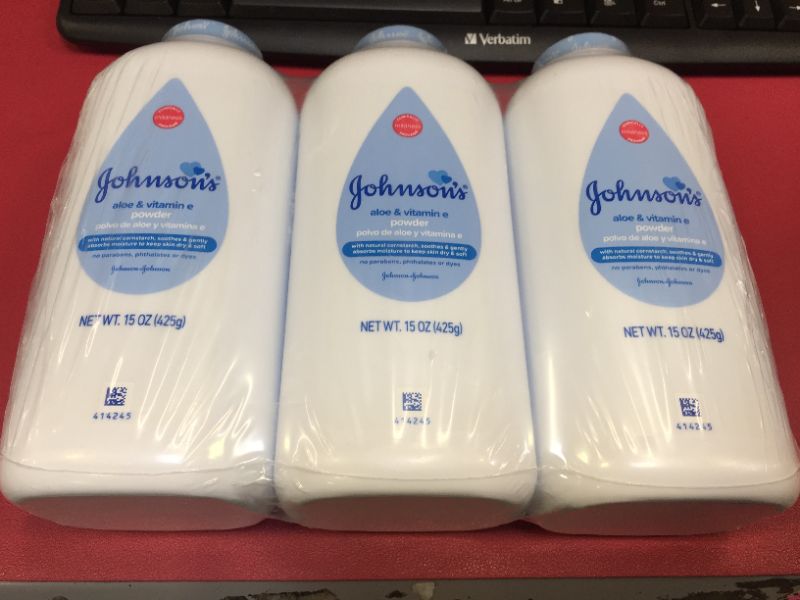 Photo 1 of Johnson's Aloe & Vitamin E Baby Powder 15 oz (Pack of 3)