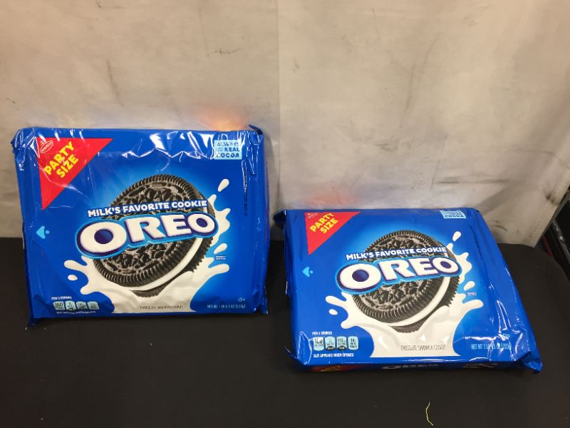 Photo 2 of 2 Pack OREO Chocolate Sandwich Cookies - 25.5oz
Exp--21-Apr-2022
