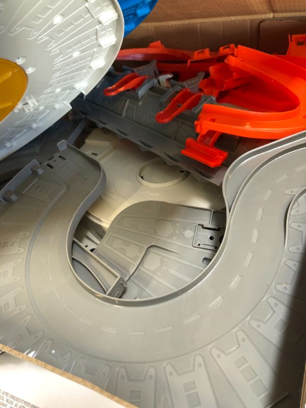 Photo 1 of Hot Wheels Super Ultimate Garage Playset