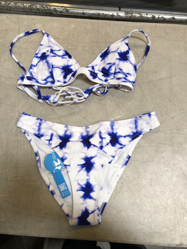 Photo 2 of Blue Crush Tie-Dye Bikini. Large
Leopard O-Ring Bandeau Bikini. Large

