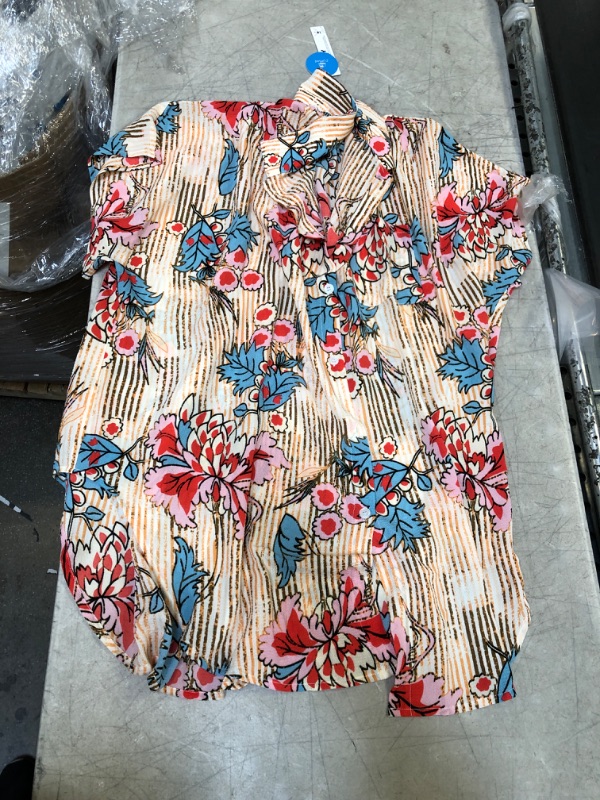 Photo 1 of Floral Print Buttoned Cover Up Large
