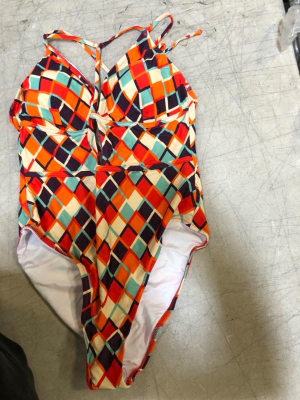 Photo 2 of Geometric Print Plunging Neckline One Piece Swimsuit, xs
