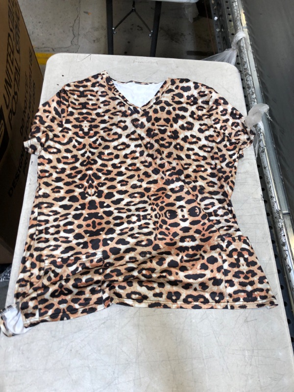 Photo 1 of Generic V Neck Leopard Print. 2XL