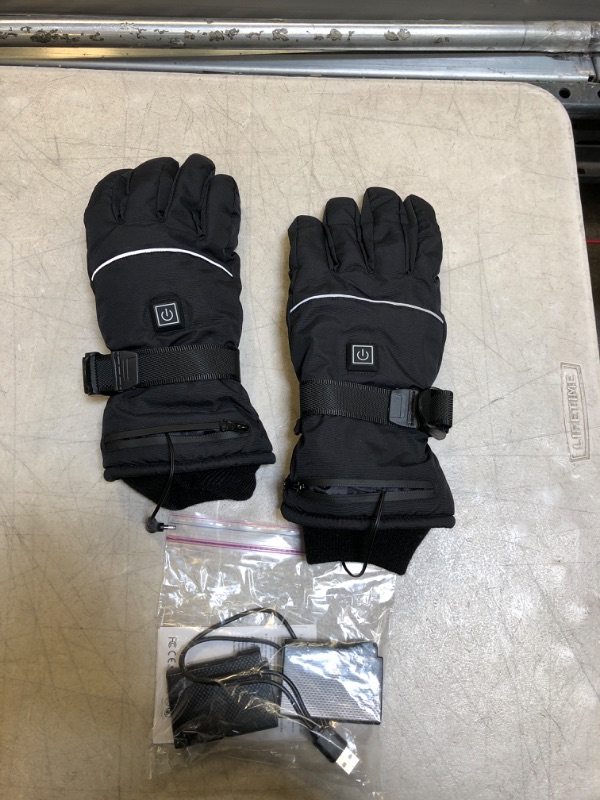 Photo 2 of   Weston Premium Waterproof/Snowproof Heated Gloves

