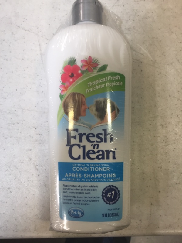 Photo 1 of PetAg Fresh 'n Clean Oatmeal 'n Baking Soda Dog Conditioner - Tropical Fresh Scent - 18 fl oz
