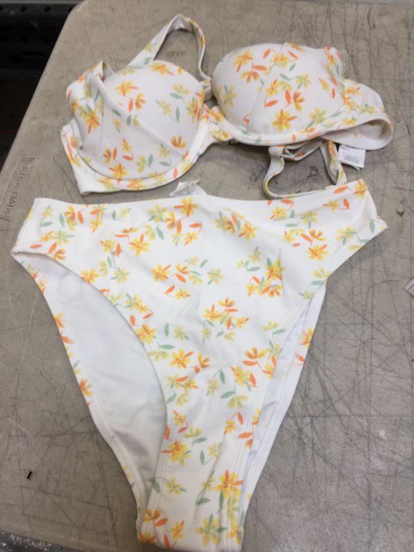 Photo 2 of Lindsay Ditsy Floral Underwire Bikini MEDIUM