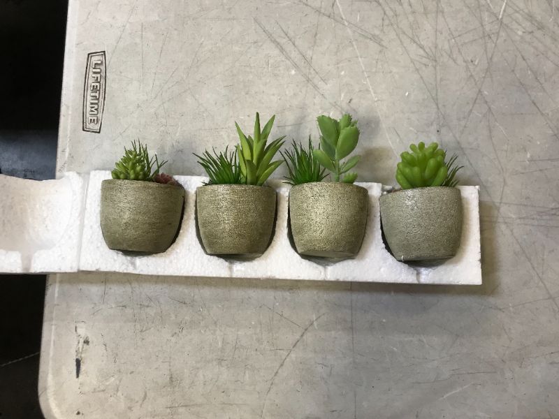 Photo 2 of Artificial Succulent Plants Fake Succulent Plants Artificial Faux Succulents 4pcs Mini Potted Succulents for Home Office Room Decoration (B)
