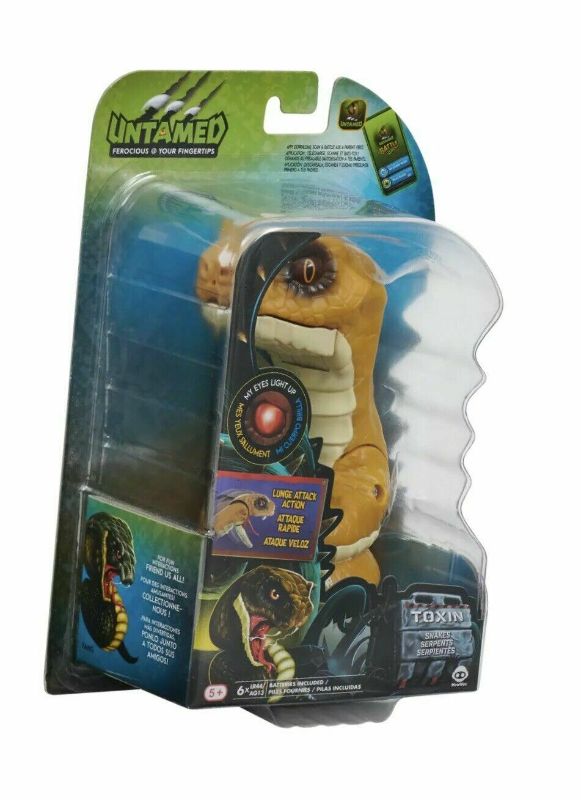 Photo 1 of NEW WowWee Fingerlings Untamed Snakes Toxin Rattle Snake Interactive Finger Toy