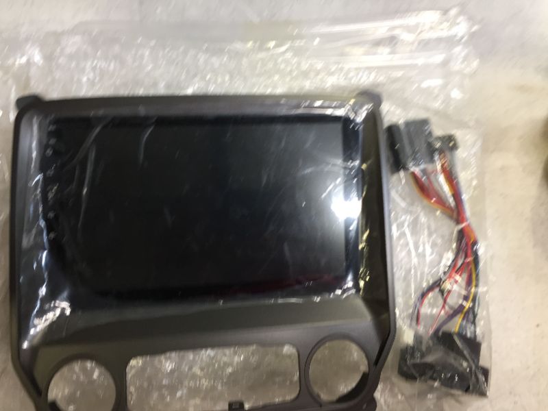 Photo 3 of GPS screen with molded frame--- unknown serial and model number 