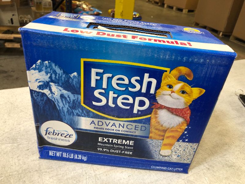 Photo 2 of  Fresh Step Advanced Extreme Clumping Cat Litter with Odor Control - Mountain Spring Scent, 18.5 lb 