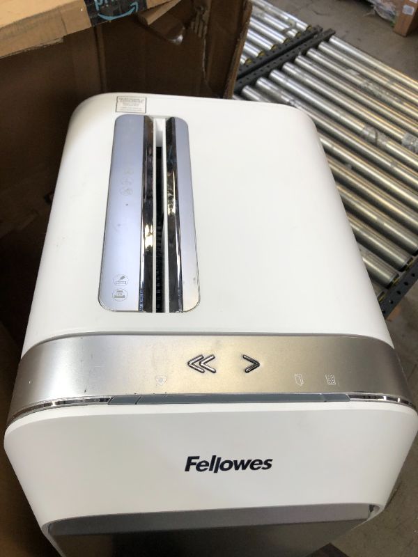 Photo 6 of Fellowes LX22M Powershred Micro Cut 20 Sheet Paper Shredder (White) (5263201)