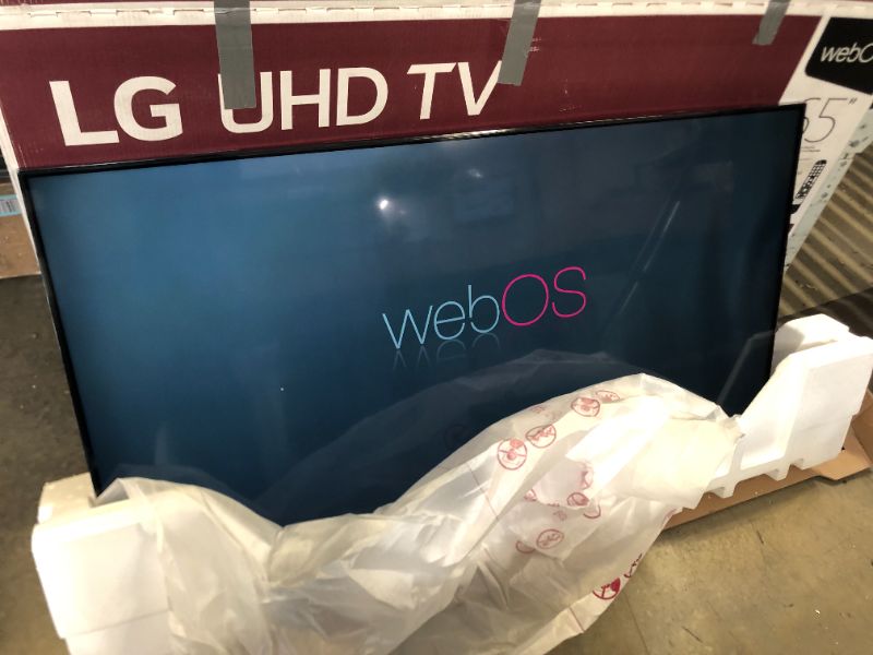 Photo 3 of LG - 65” Class UP8000 Series LED 4K UHD Smart webOS TV
