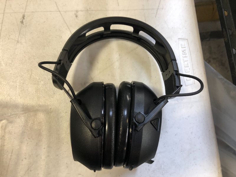 Photo 2 of Peltor Sport Tactical 300 Smart Electronic Hearing Protector, Ear Protection, NRR 24 dB, Ideal for the Range, Shooting and Hunting