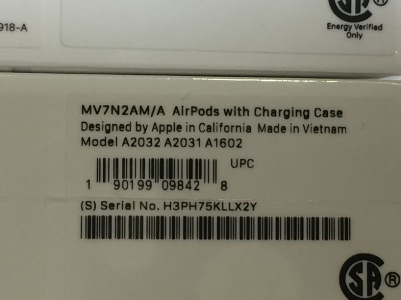 Photo 3 of Apple AirPods (2nd Generation)
[[ FACTORY SEALED ]]