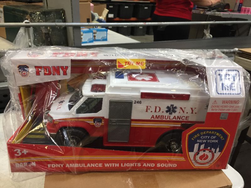 Photo 2 of FDNY Fire Department of New York Ambulance With Lights And Sound