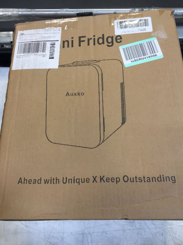 Photo 9 of AUXKO Mini skincare Fridge 15 Liter/21 Can Portable Personal Novel Refrigerator
