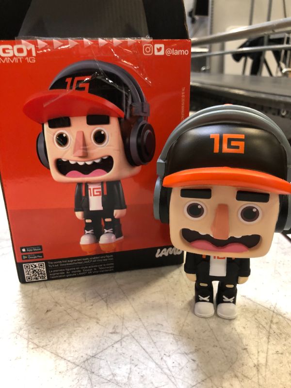 Photo 2 of LAMO 5" Vinyl Figure - Legacy Gamers Summit1g
