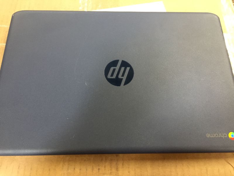 Photo 2 of HP Chromebook 14 AMD A4-9120 32GB eMMC 4GB RAM Wi-Fi HDMI 14-db0031nr Navy
