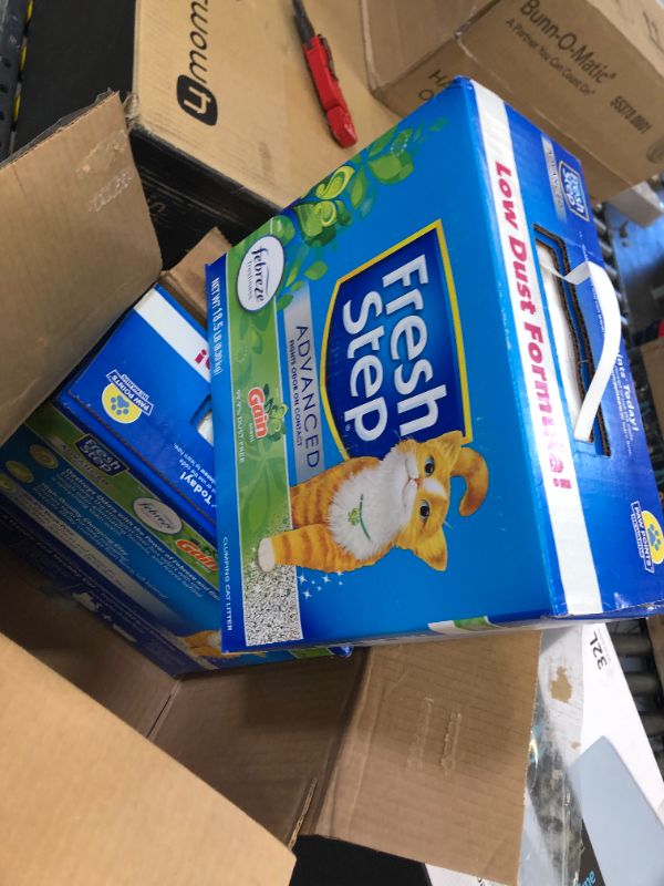 Photo 3 of 2-Pack Fresh Step Advanced Clumping Cat Litter