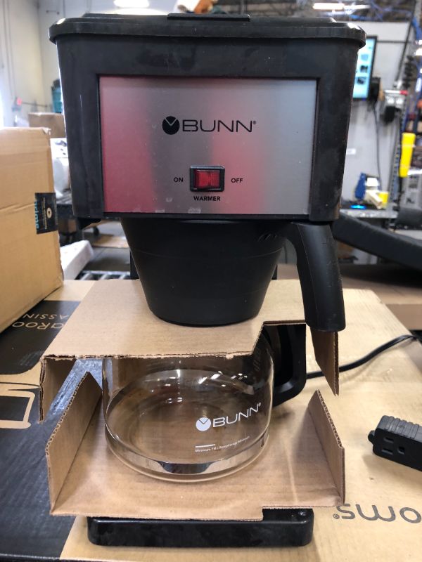 Photo 1 of BUNN Velocity Brew 10 Cup Coffee Brewer - Black GR-B