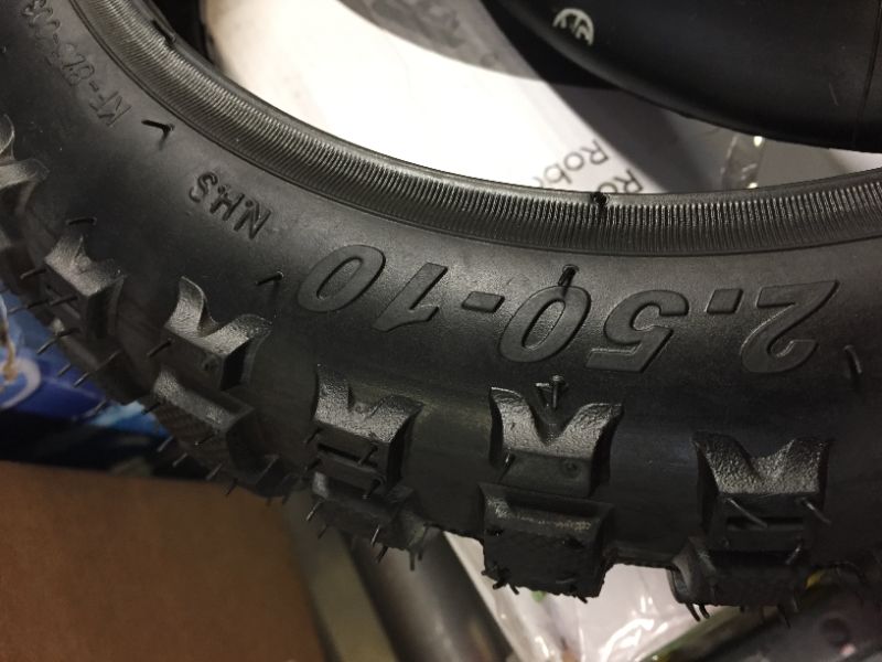 Photo 2 of 2.50-10 kf8z5-003 tire with inner tube 