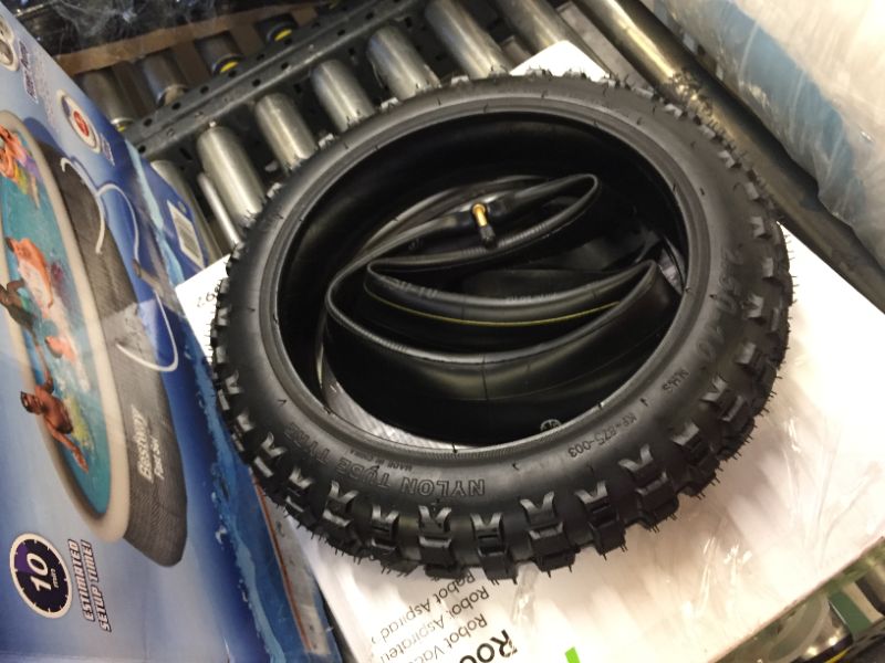 Photo 6 of 2.50-10 kf8z5-003 tire with inner tube 