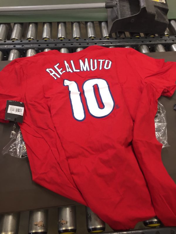 Photo 2 of JT Realmuto Philadelphia Phillies Nike Name & Number T-Shirt - Red
2xl non authentic 