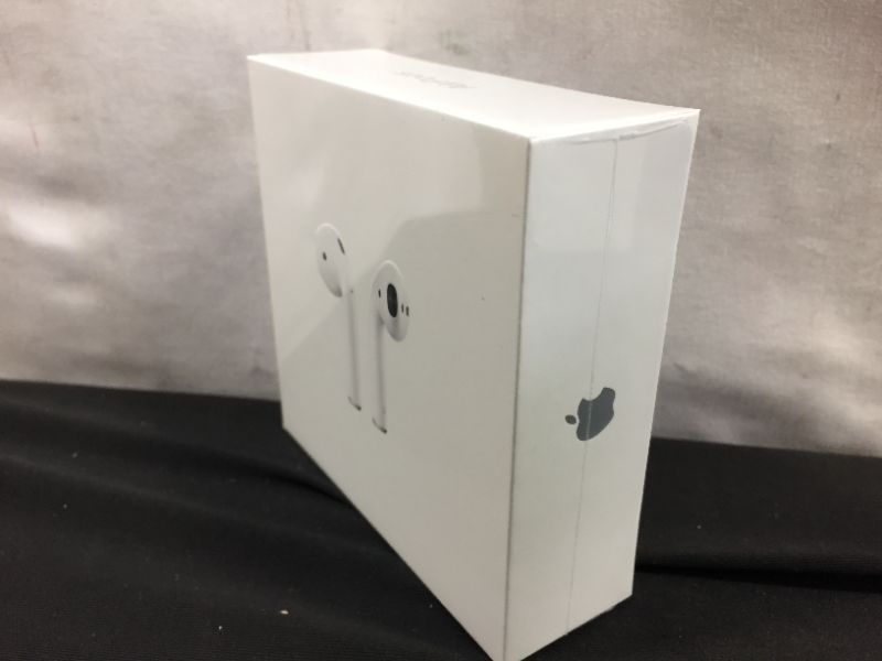 Photo 4 of ***Brand New Factory Sealed**Apple AirPods (2nd Generation)
