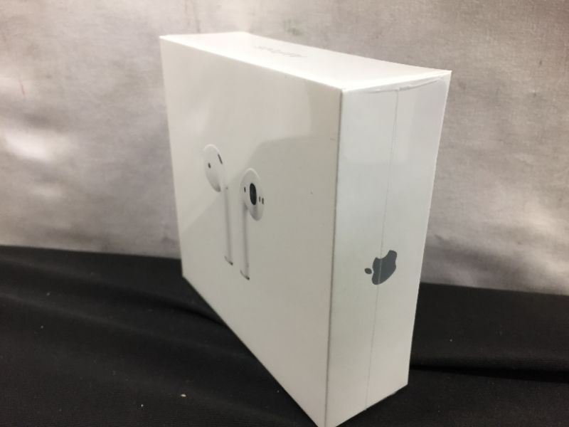 Photo 6 of ***Brand New Factory Sealed**Apple AirPods (2nd Generation)
