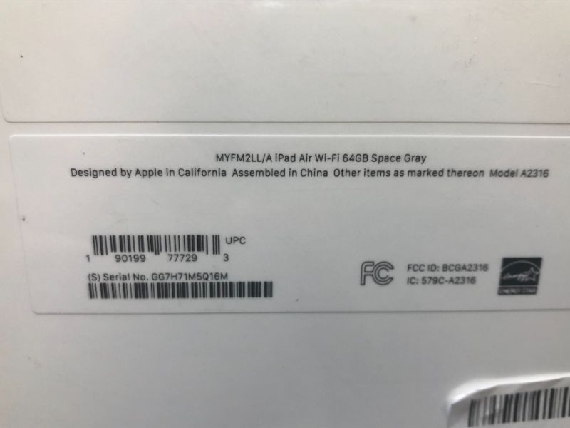 Photo 8 of Apple - 10.9-Inch iPad Air - (4th Generation) with Wi-Fi - 64GB - Space Gray
Model:MYFM2LL/A**BRAND NEW FACTORY SEALED**