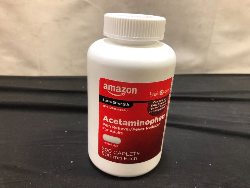 Photo 1 of Amazon Basic Care Acetaminophen Pain Reliever 500mg - 500 Caplets  EXP--11-2022
