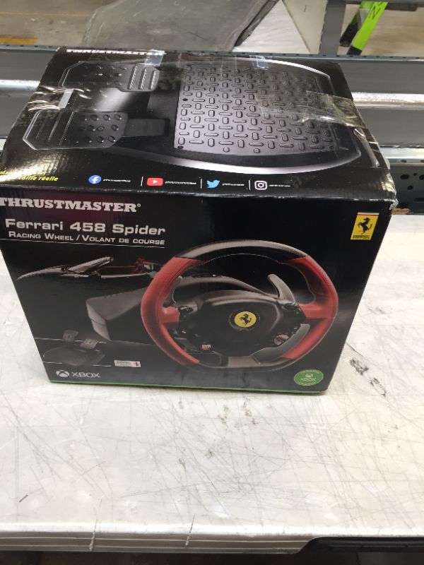 Photo 5 of Thrustmaster Racing Wheel Ferrari 458 Spider Edition for Xbox Series X|S & Xbox One/PC---NO MANUAL---
