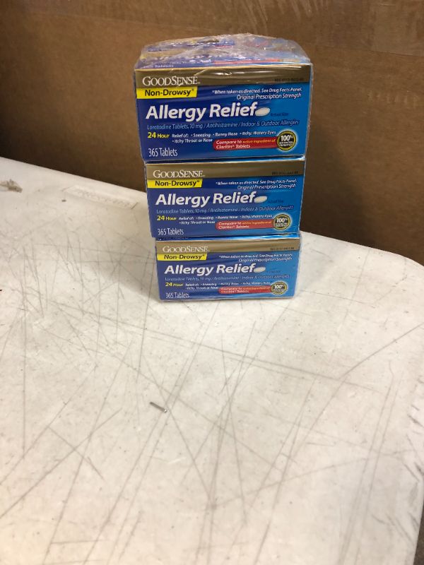 Photo 3 of 
GoodSense Allergy Relief Loratadine Tablets 10 mg, Antihistamine, Allergy Medicine for 24 Hour Allergy Relief, 365 Count 6 PACK EXP 9/22