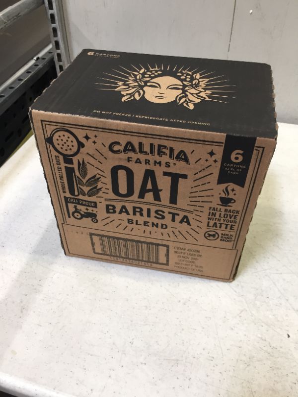 Photo 2 of (6 pack) Califia Farms Unsweetened Oatmilk Barista Blend, 32 Oz , Whole Rolled Oats , Dairy Free , Gluten-Free , Vegan , Plant Based , Non-GMO
EXP NOV 23 2021
