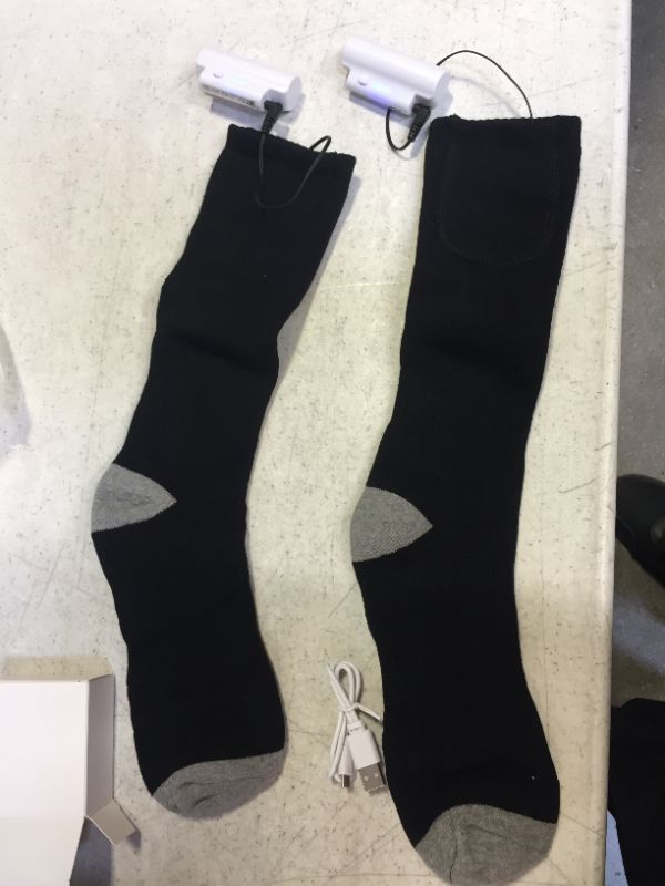 Photo 3 of Electric Heated Socks Fits US size 5-15 Men and Women
