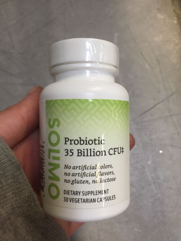 Photo 3 of Amazon Brand - Solimo Probiotic 35 Billion CFU, 8 Probiotic Strains with Prebiotic Blend, Supports Healthy Digestion, 30 Vegetarian Capsules, 1 Month Supply (factory sealed) (packaging may vary)
exp jun 4 2022