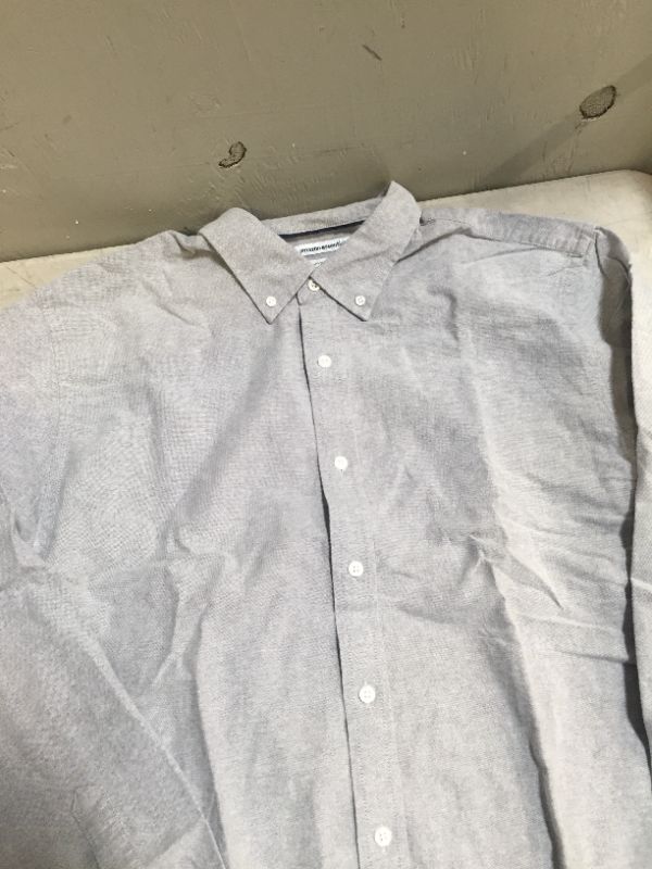 Photo 2 of men's button up blouse size XL