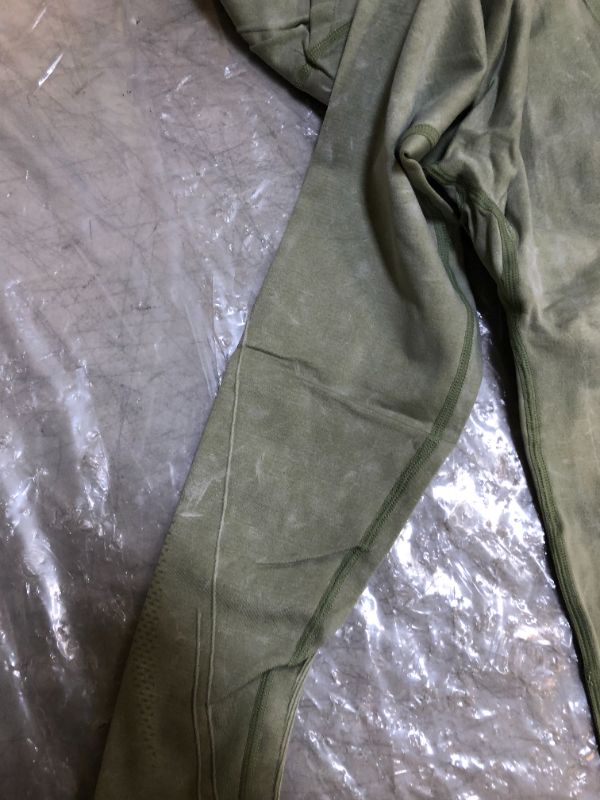 Photo 2 of Women's green tights 
Size M