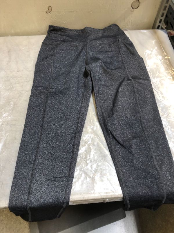 Photo 1 of Women's Capri leggings (dark gray) (detail in the back)
size S