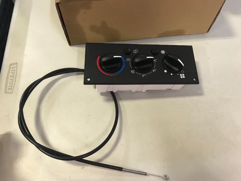 Photo 2 of Dorman 599-5511 Heavy Duty Climate Control Module for Select Kenworth Models
DAMAGES TO PACKAGING 