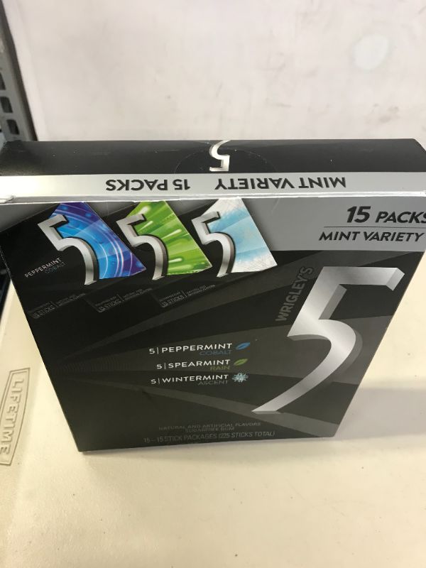 Photo 2 of 5 Gum Sugarfree Chewing Gum Three Flavor Variety Pack, 15-Count Box (Pack of 15)
EXP AUG 2022