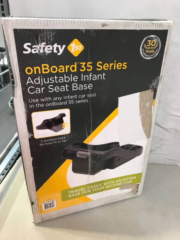 Photo 4 of Safety 1st Adjustable OnBoard Infant Car Seat Base for OnBoard 35, OnBoard 35 Air, OnBoard 35 Air+, and OnBoard 35 Air 360 Infant Car Seats, Black
DAMAGES TO PACKAGING 