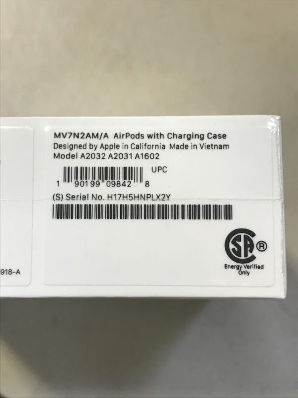 Photo 4 of Apple AirPods (2nd Generation) FACTORY SEALED
