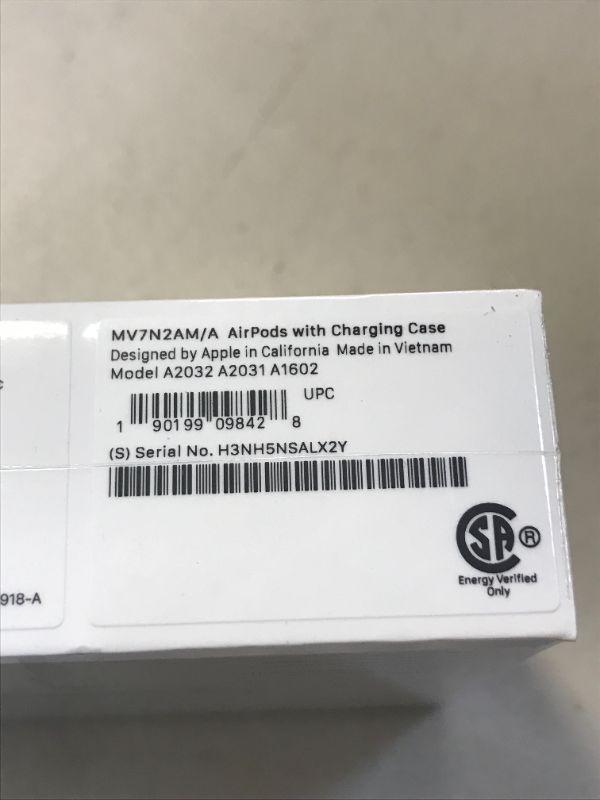 Photo 4 of Apple AirPods (2nd Generation) FACTORY SEALED
