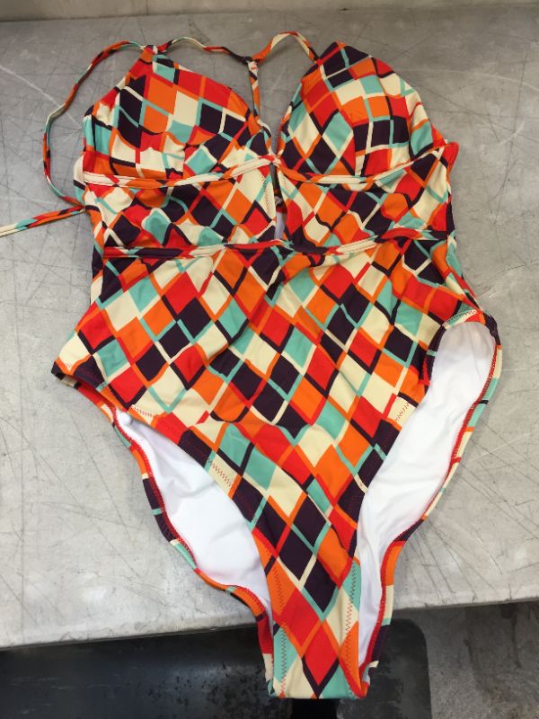 Photo 2 of Geometric Print Plunging Neckline One Piece Swimsuit XL