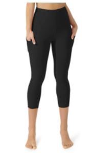 Photo 1 of SIZE LARGE - ODODOS Women's High Waisted Yoga Capris with Pockets,Tummy Control Non See Through Workout Sports Running Capri Leggings