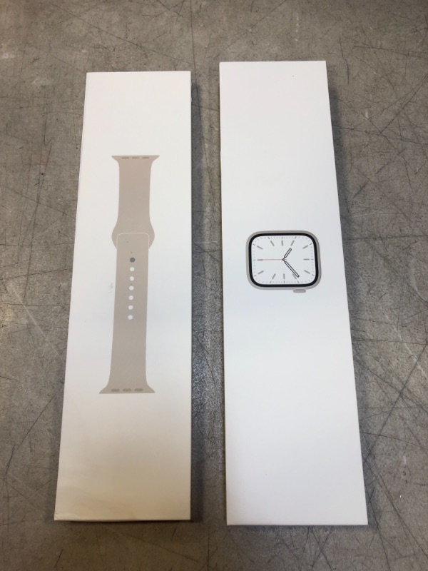 Photo 5 of Apple Watch Series 7 (GPS) 45mm Starlight Aluminum Case with Starlight Sport Band - Starlight - FACTORY SEALED IN BOX 

